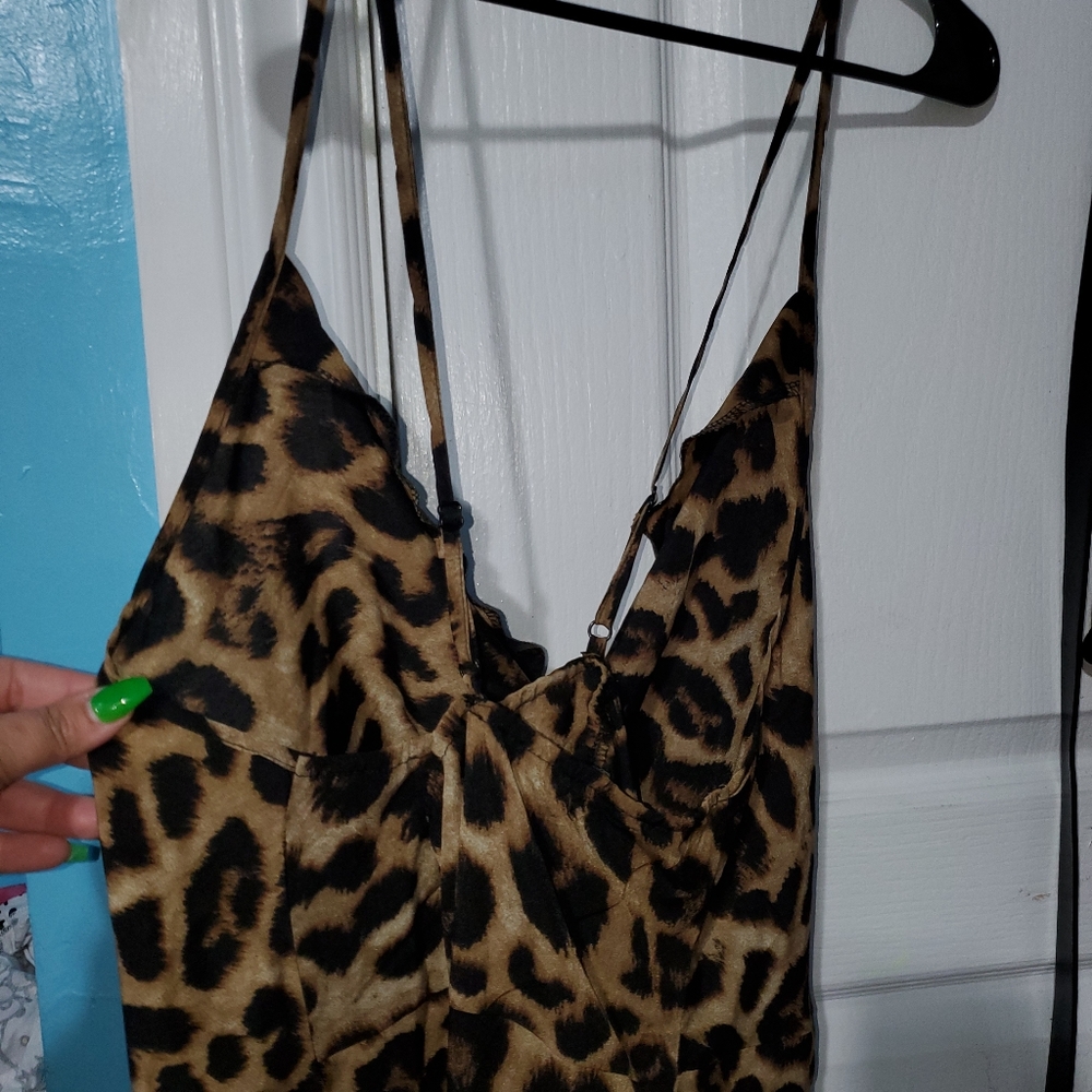 Dress - Picture 3 of 5